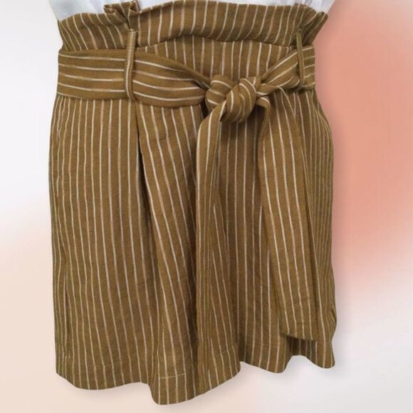 Feel In Apparel Belted Romper Khaki and‎ White Size L NWOT - Picture 7 of 12